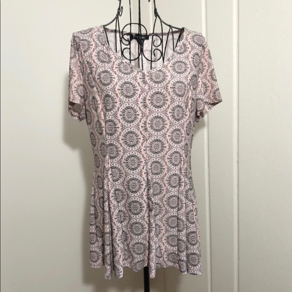 Roz & Ali Flared Top